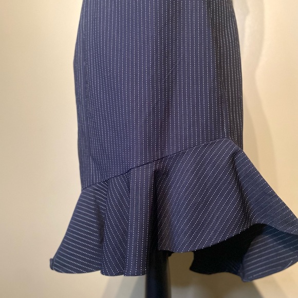 Calvin Klein Black/White Pinstripe Pencil Dress Zipper in the back - Picture 10 of 16